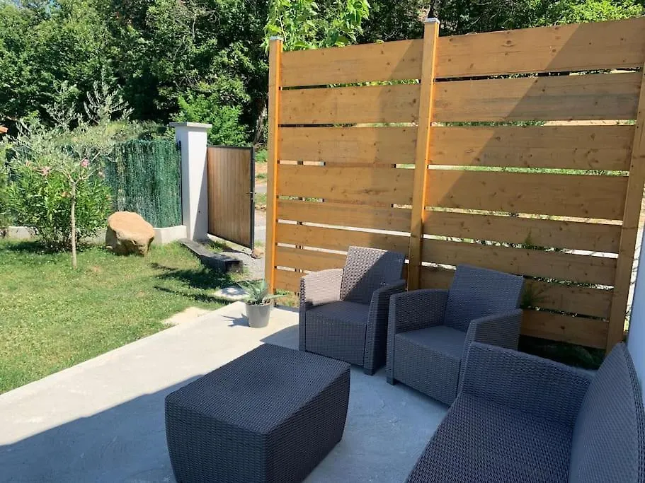 Villa La Source & Spa Pont-de-Labeaume