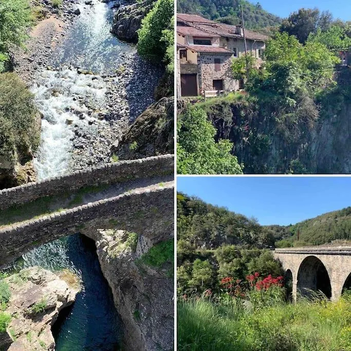 Villa La Source & Spa Pont-de-Labeaume 0*,