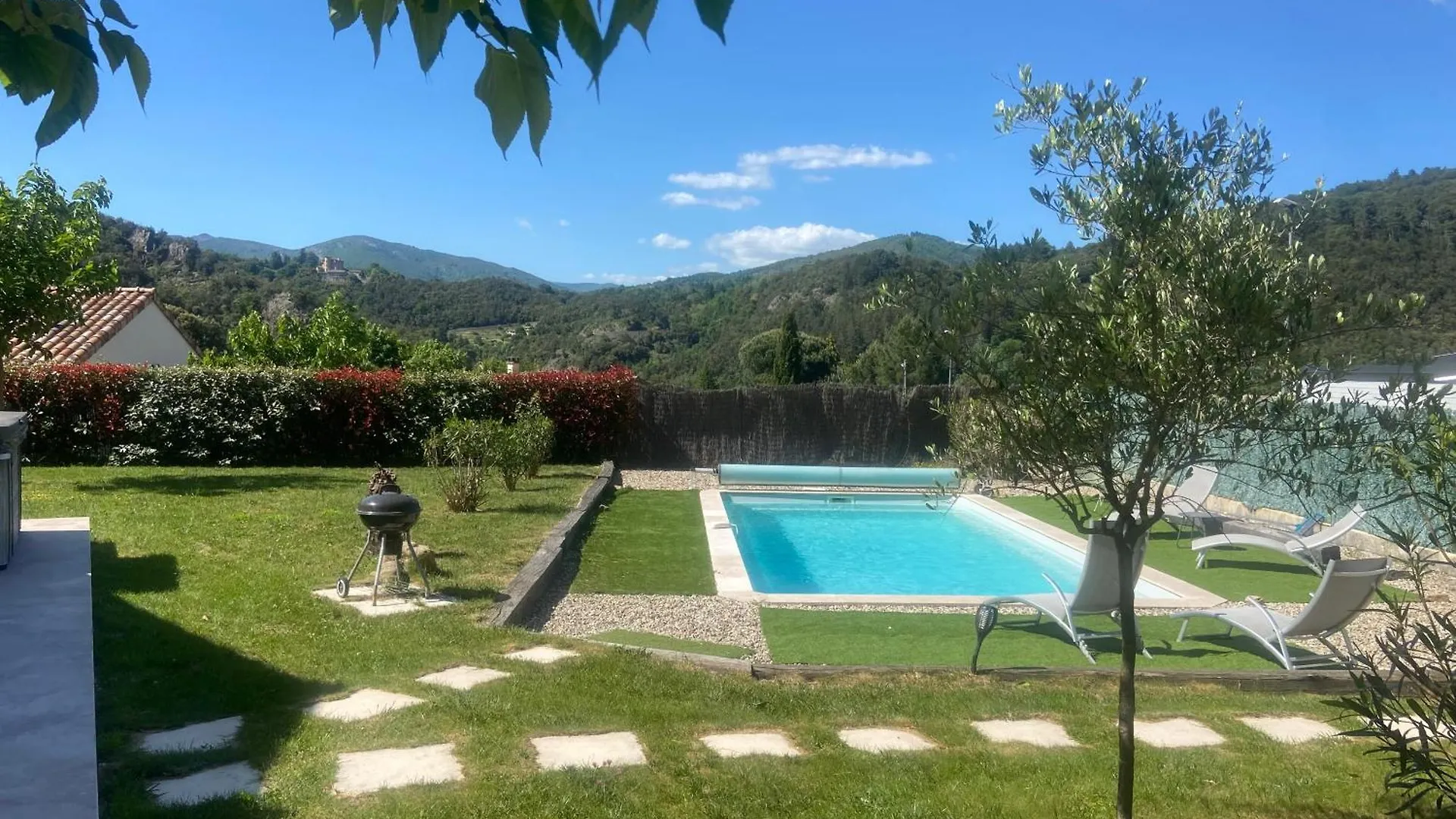 Villa La Source & Spa Pont-de-Labeaume
